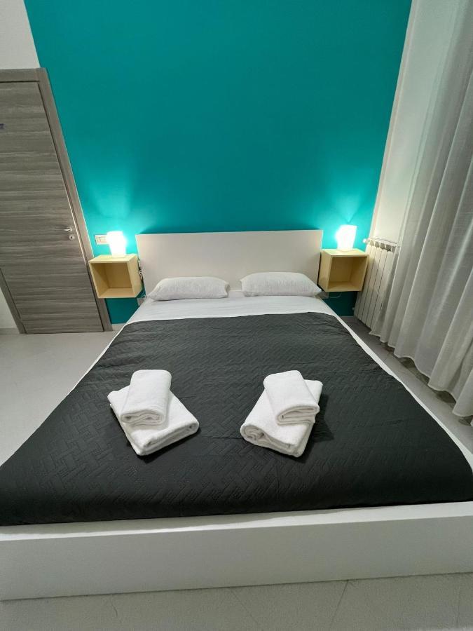 Pop Santa Chiara Bed and Breakfast Napoli Eksteriør billede