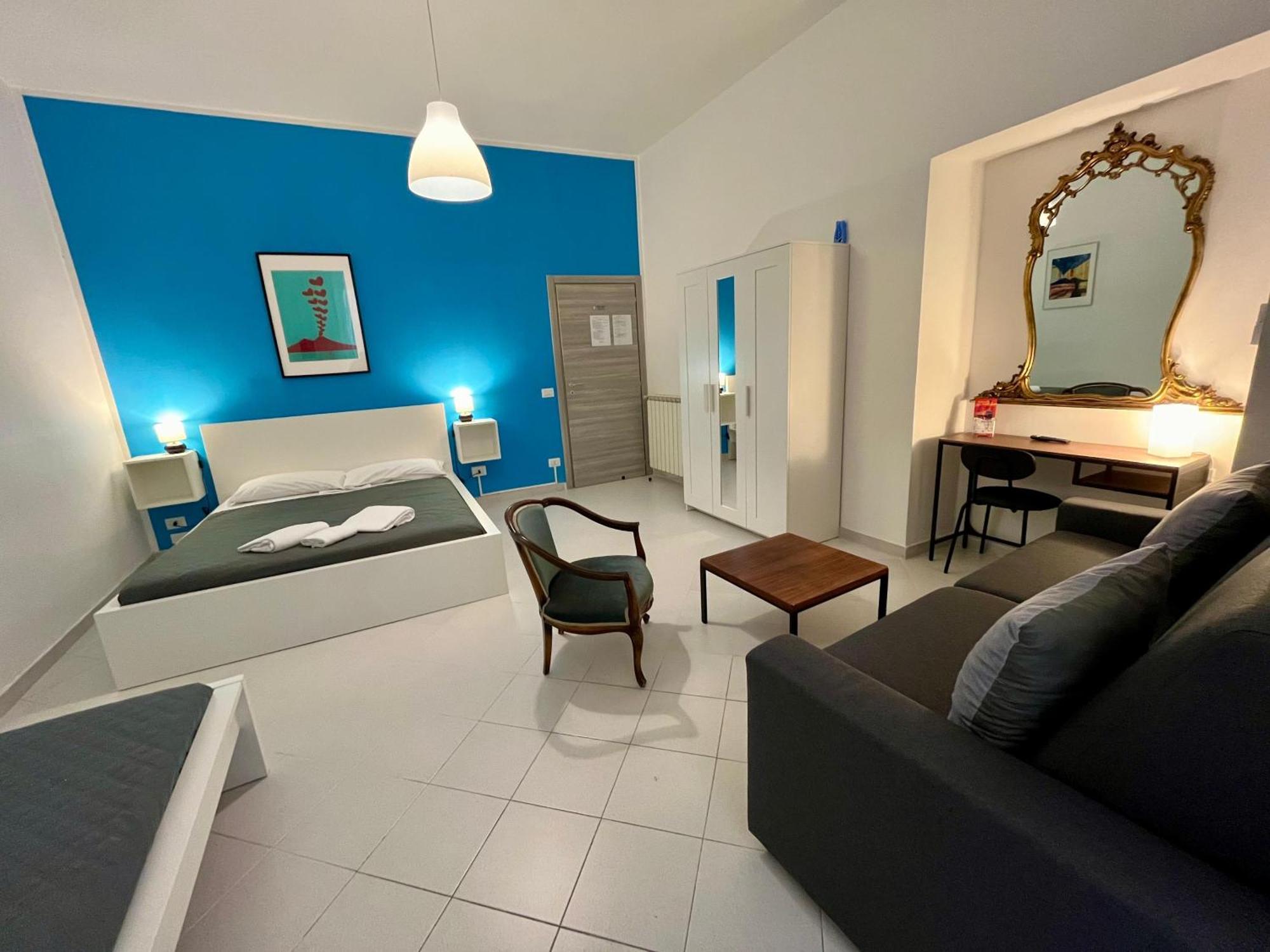 Pop Santa Chiara Bed and Breakfast Napoli Eksteriør billede