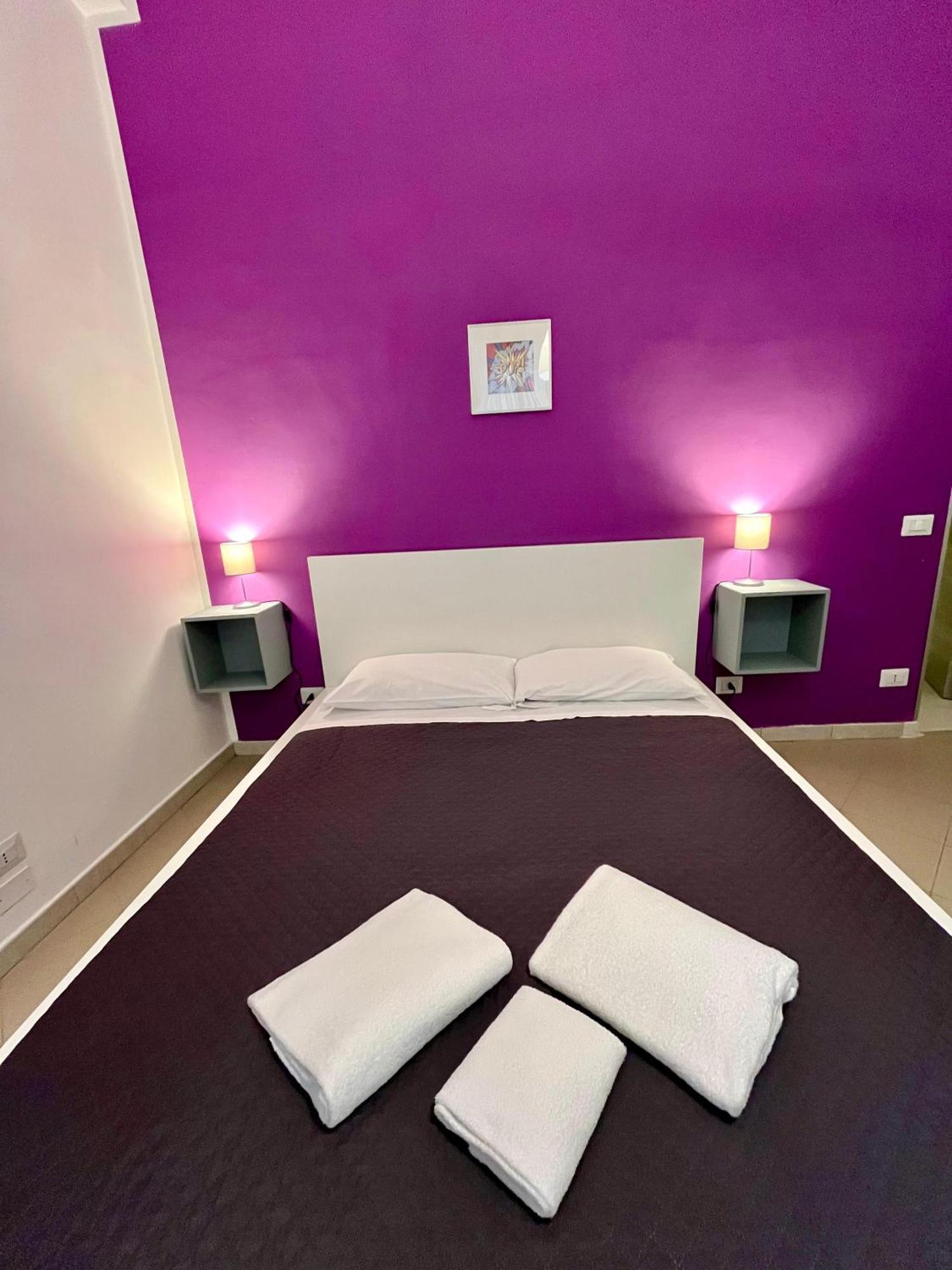 Pop Santa Chiara Bed and Breakfast Napoli Eksteriør billede