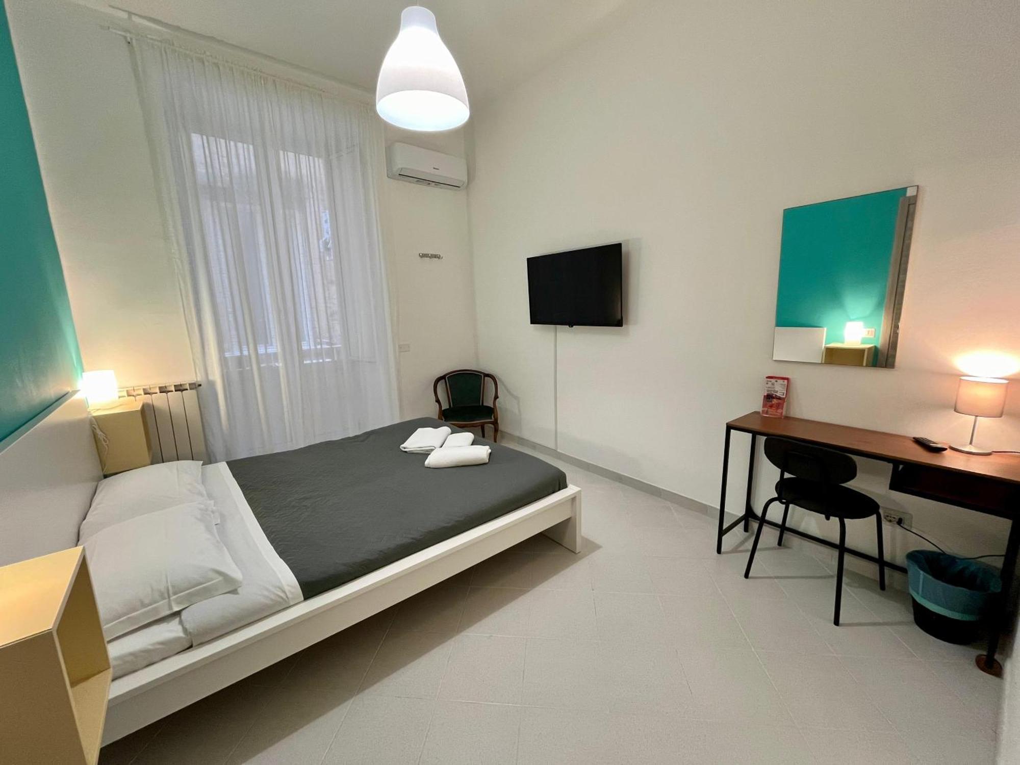 Pop Santa Chiara Bed and Breakfast Napoli Eksteriør billede